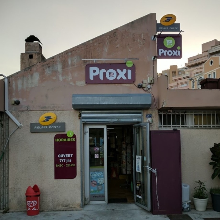 Proxi Parking A Disposition, 27 Avenue de Saint-Roman, 06240 Beausoleil