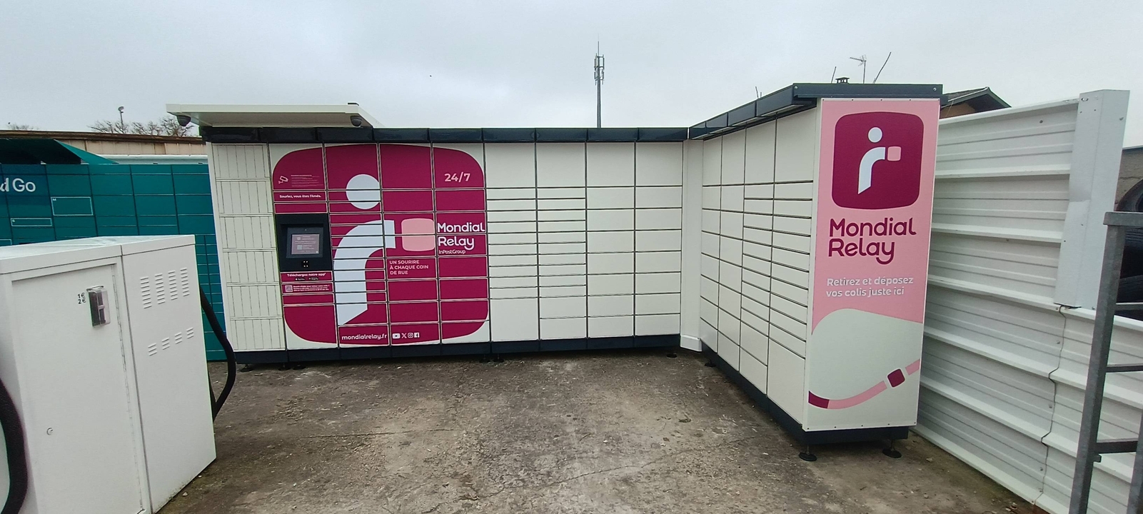 Locker 24/7 Total Energie 01360 Loyettes, 895 895 Rue du Bugey, 01360 Loyettes