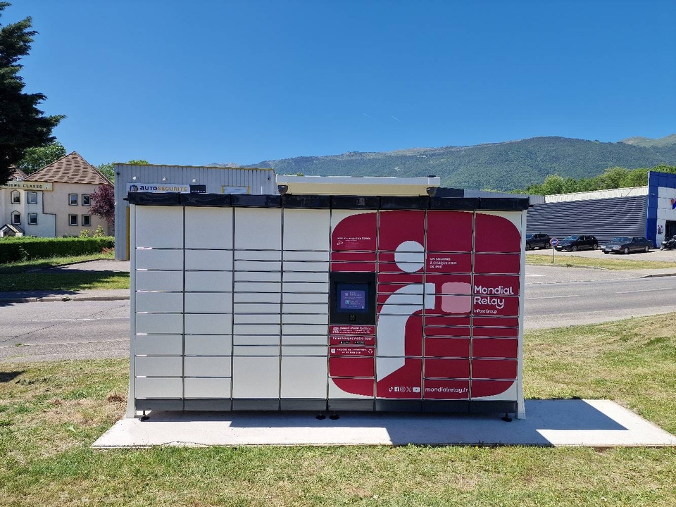 Locker 24/7 Intermarché Super, 148 148 Rue des Châlets, 01630 Saint-Genis-Pouilly