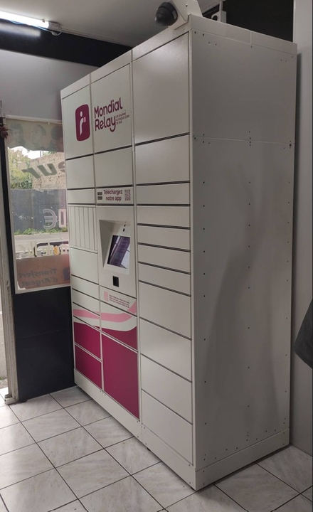 Locker Sharmi Beauty, 59 61 Avenue Edouard Vaillant, 93000 Bobigny