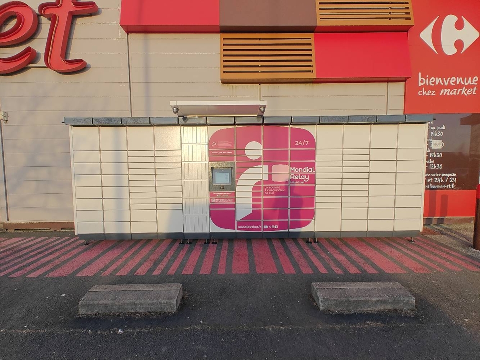 Locker 24/7 Carrefour Market Mehun sur Yevre, Avenue Jean Châtelet, 18500 Mehun-sur-Yèvre