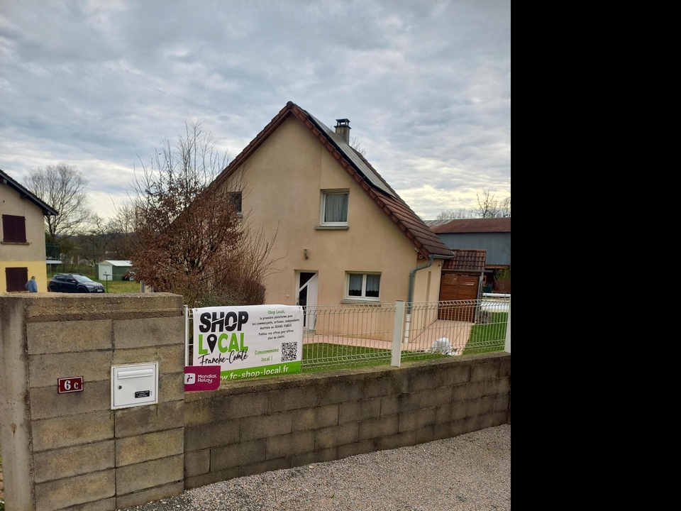 Shop Local Geneuille, 6 C Route des Papetiers, 25870 Geneuille