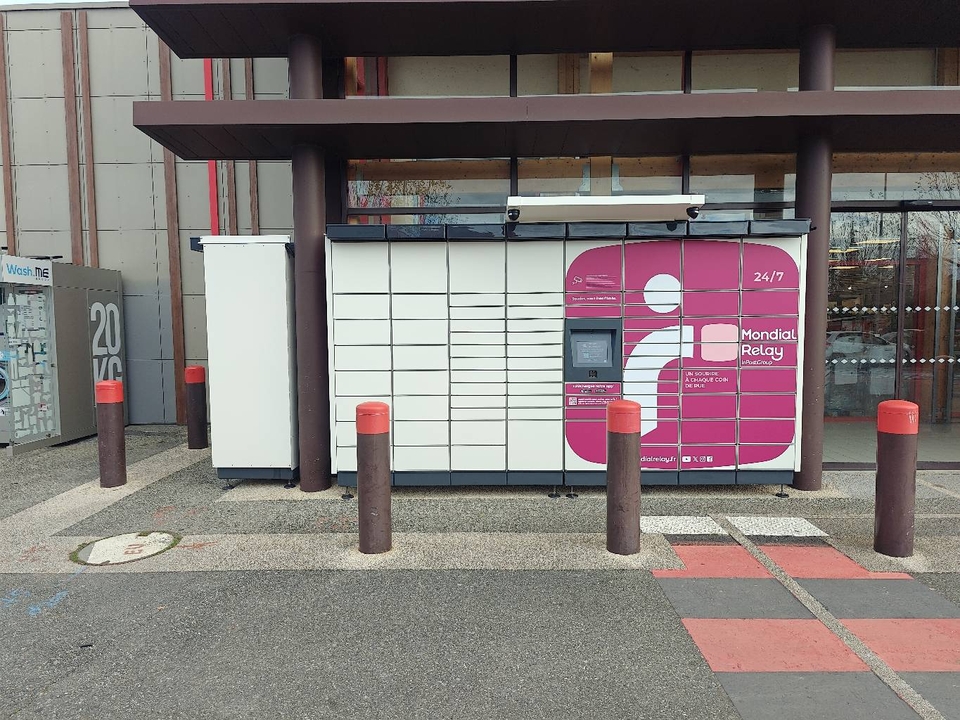 Locker 24/7 Carrefour Grisolles, 167 Rue d'Aucamville, 82170 Grisolles