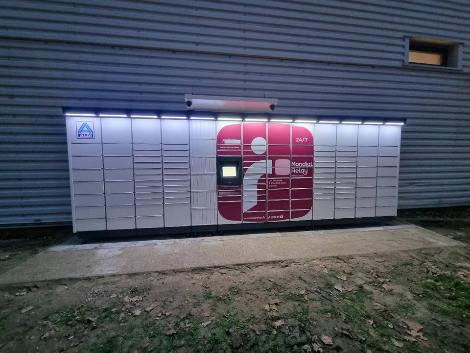 Locker 24/7 Aldi 71000 Macon, 41 Carrefour de l'Europe, 71000 Mâcon