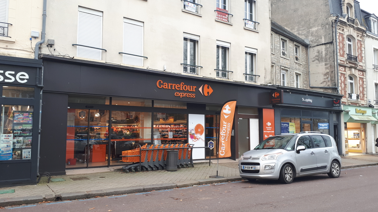 Carrefour Express, 6 Rue du Dr Caillard, 50500 Carentan les Marais