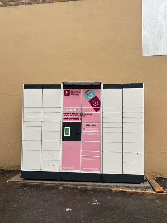 Locker 24/7 A+ Glass, 48 48 Avenue d'Arches, 08000 Charleville-Mézières
