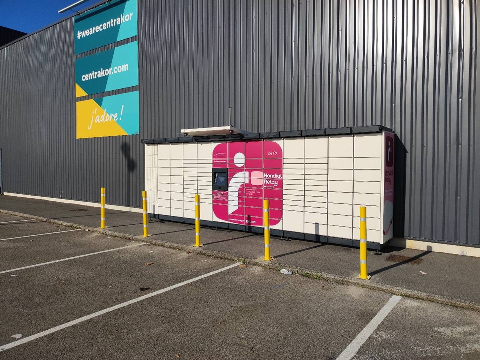 Locker 24/7 Centrakor 62231 Coquelles, C. Cial la Francaise, 62231 Coquelles