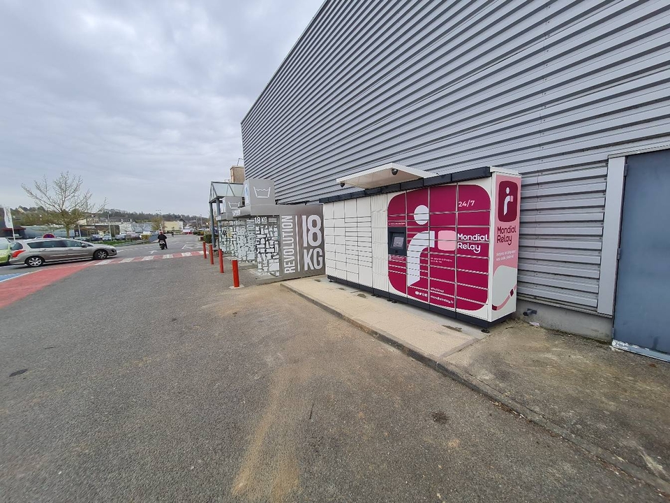 Locker 24/7 Intermarche l'Aigl, 3 3 Avenue Comtesse de Ségur, 61300 L'Aigle