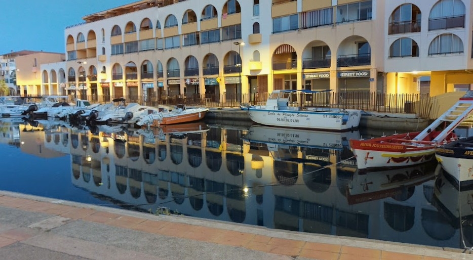 Tabac Presse Lombardo - Sete, 5 Quai Maurice Merenna, 34200 Sète
