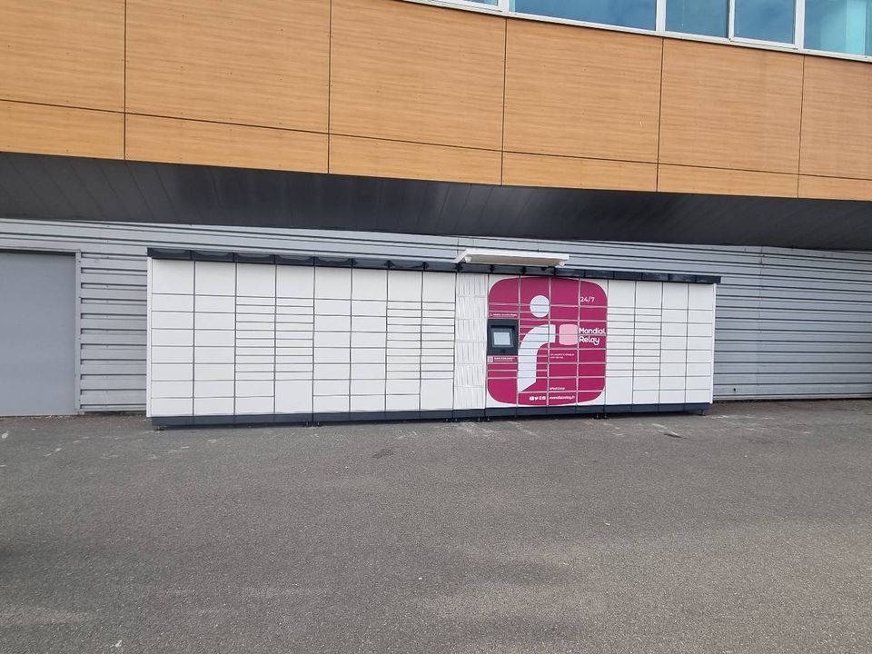 Locker 24/7 E.leclerc Amboise, Avenue Léonard de Vinci, 37400 Amboise