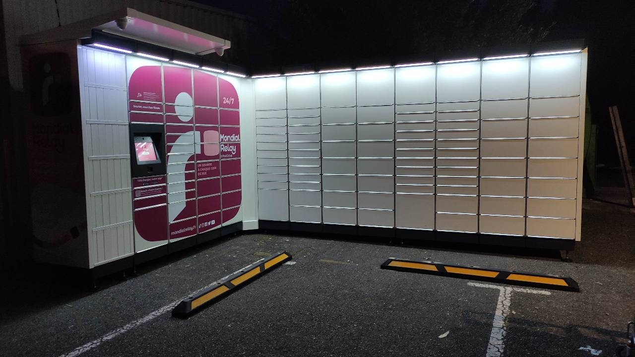 Locker 24/7 Carrefour Siorac, 1462 Voie de la Vallée, 24170 Siorac-en-Périgord