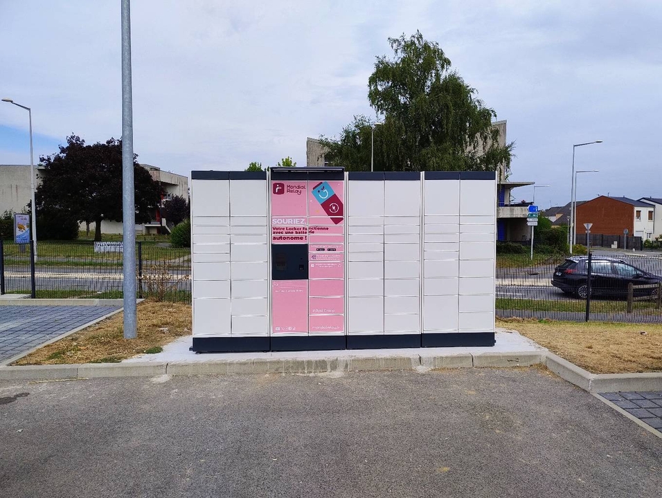 Locker 24/7 Siligom Cars, 4 4 Campagne, 33390 Cars