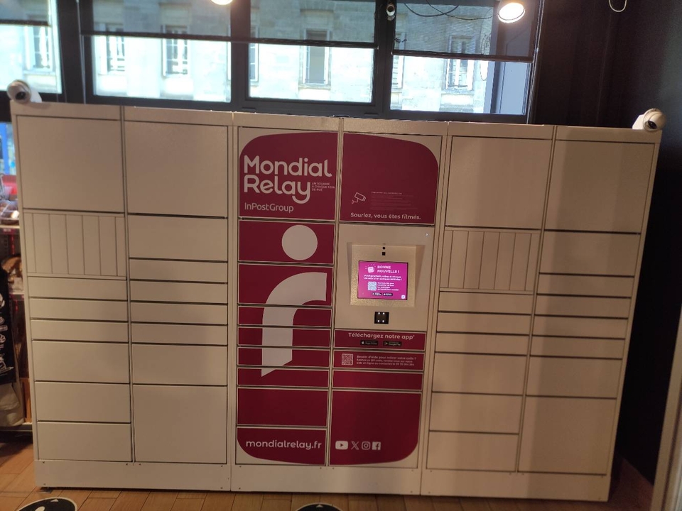 Locker Casino Shop Argonne Bordeaux, 9 9 Cours de l'Argonne, 33000 Bordeaux