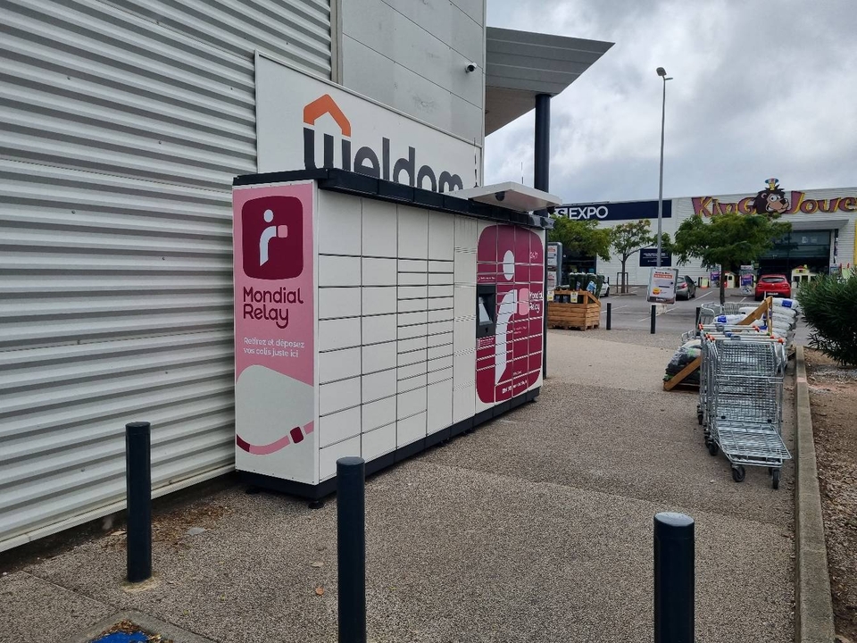 Locker 24/7 Weldom Frontignan, 97 97 Avenue du Maréchal Juin, 34110 Frontignan