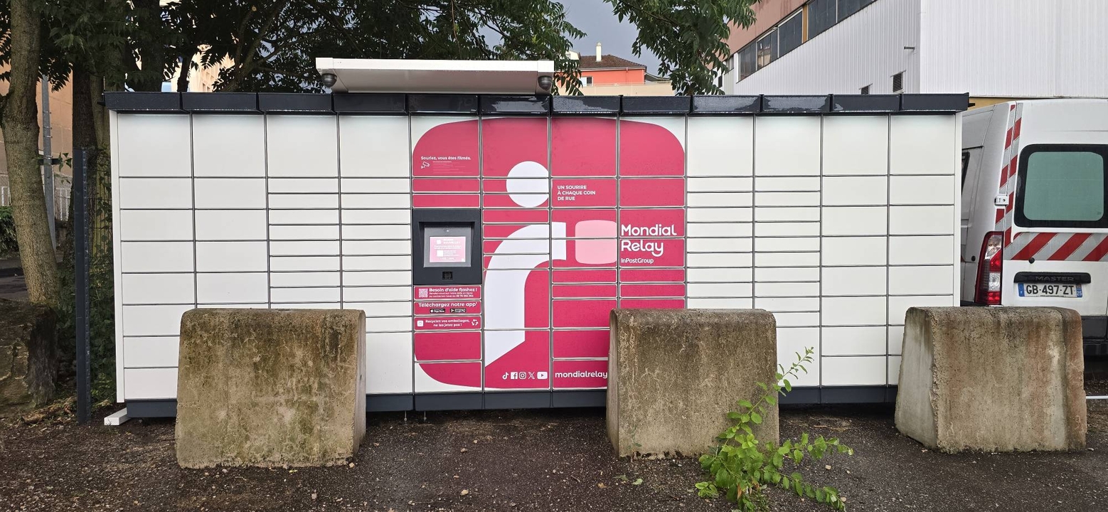 Locker 24/7 Parking ancien tri La Poste, 1 1 Rue Beethoven, 70000 Vesoul