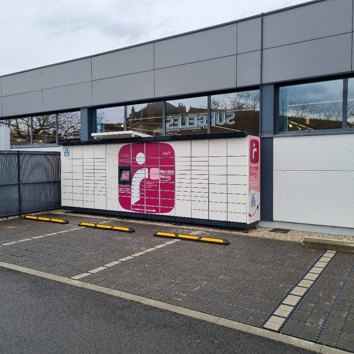 Locker 24/7 Aldi 58400 La Charite-Sur-Loire, 21 21 Rue des Écoles, 58400 La Charité-sur-Loire