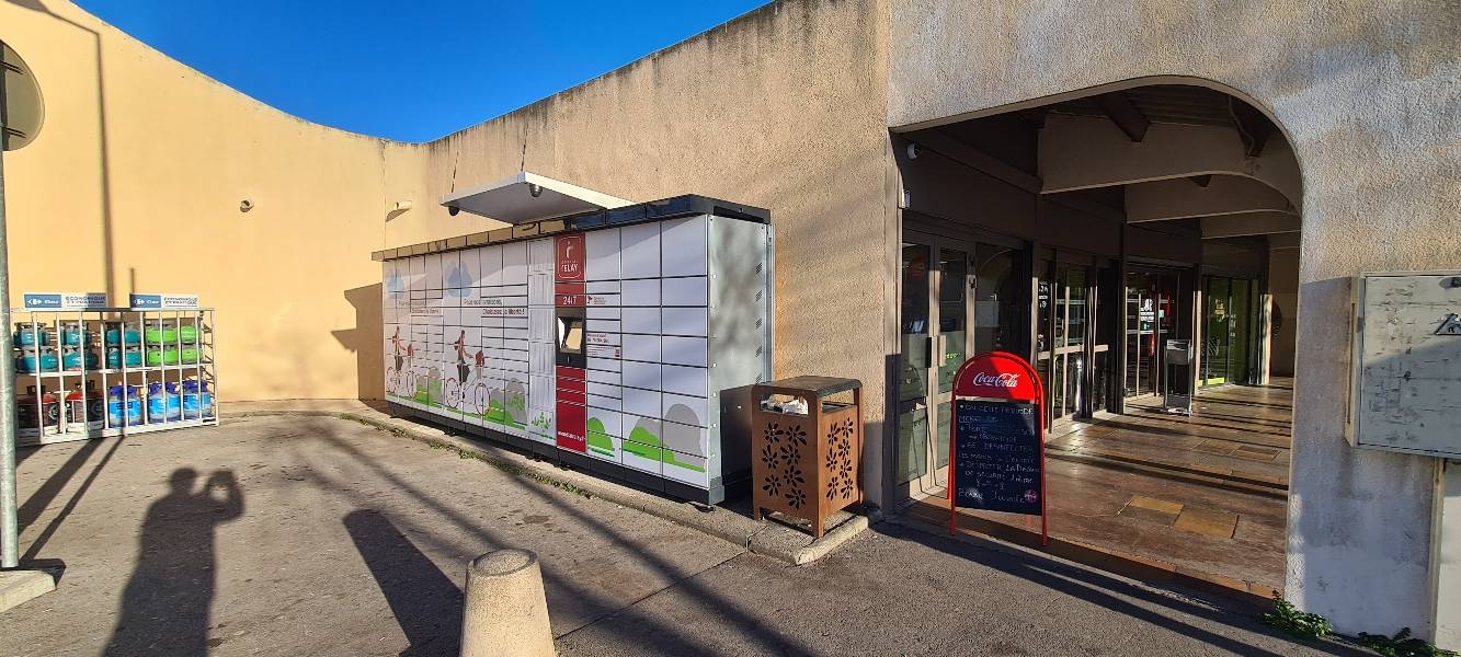 Locker 24/7 Carrefour City Lattes, Place Jacques d’Aragon, 34970 Lattes