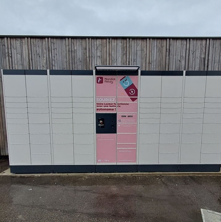 Locker 24/7 Carrefour Champtoceaux, 4 4 Rue Jean V, 49270 Orée-d'Anjou