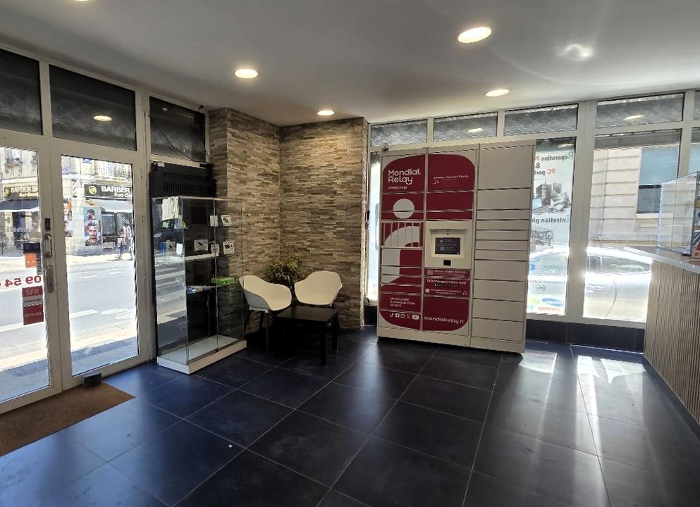 Locker Info Phone Service, 41 41 Cours de la Marne, 33800 Bordeaux