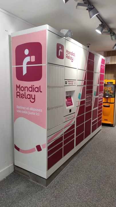 Locker My Auchan rue de Lévis 75017 Paris, 92 92 Rue de Lévis, 75017 Paris