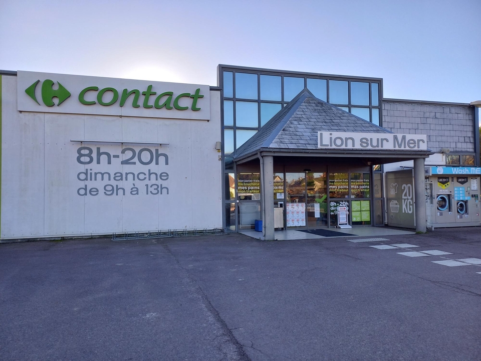 Carrefour Contact, 19 Boulevard Paul Doumer, 14780 Lion-sur-Mer