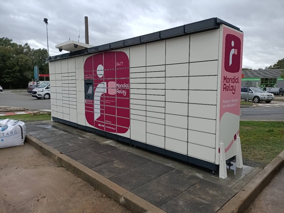 Locker 24/7 Intermarche Chatil, 452 452 Avenue Jean Jaurès, 01400 Châtillon-sur-Chalaronne