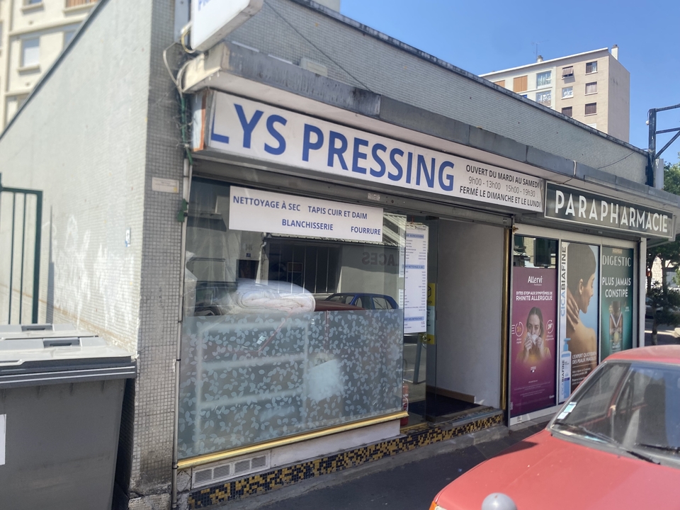 Lys Pressing, 1 Place du Président Kennedy, 92170 Vanves