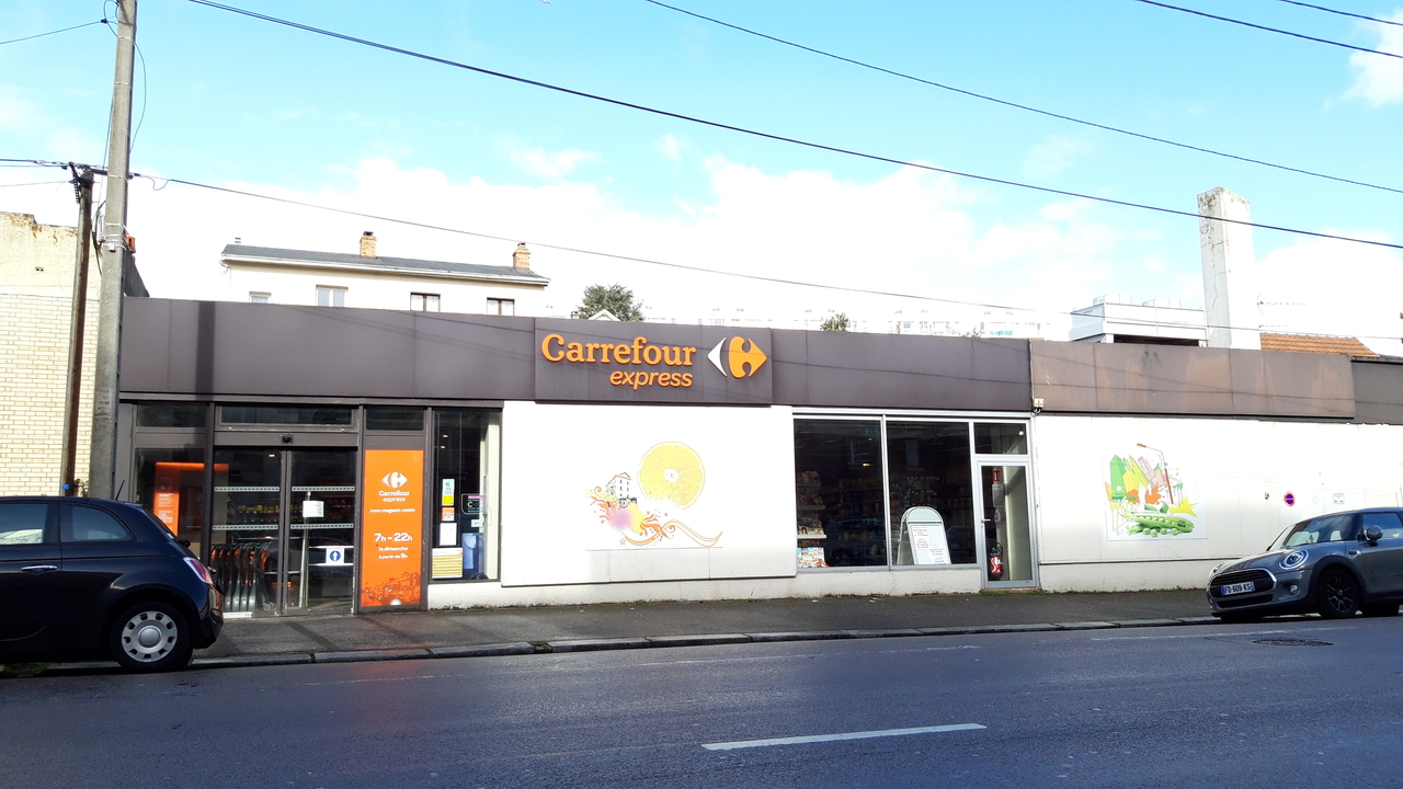 Carrefour Express, 31 Rue Louis Blanc, 76620 Le Havre