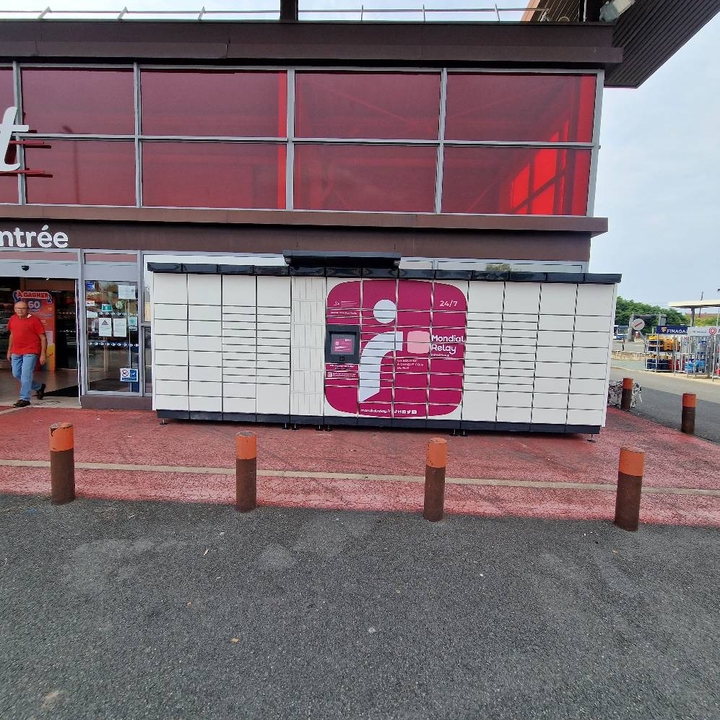 Locker 24/7 Carrefour Market Heuze le Mans, 66 66 Avenue Olivier Heuzé, 72000 Le Mans