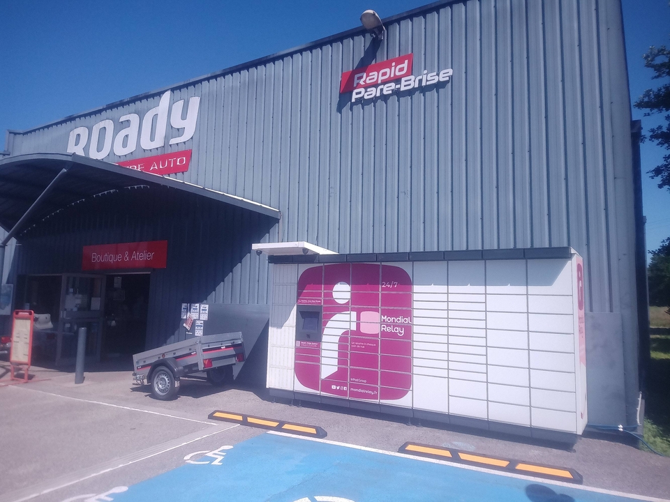 Locker 24/7 Centre Auto Roady, ZA De Penaye Rue du Chatet, 01300 Chazey-Bons