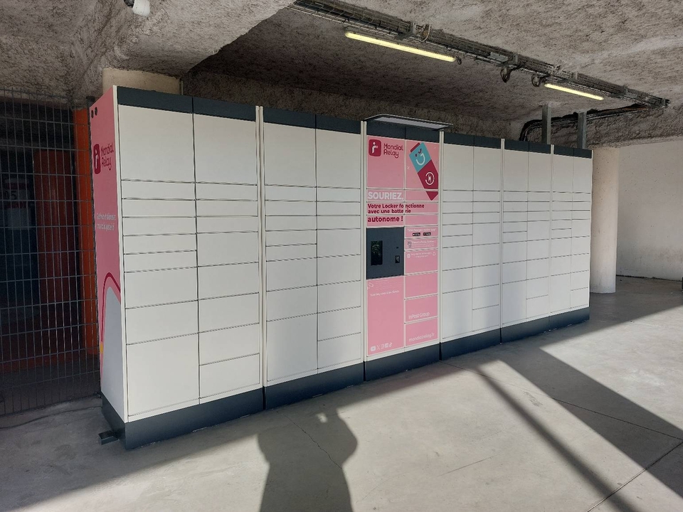 Locker 24/7 E.Leclerc, 15 15 Rue Aristide Boucicaut, 56000 Vannes