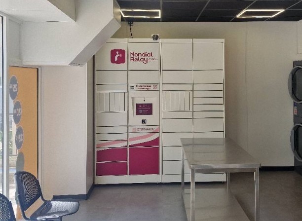 Locker Hello Laverie 69740 Genas, 3 3 Place de la République, 69740 Genas