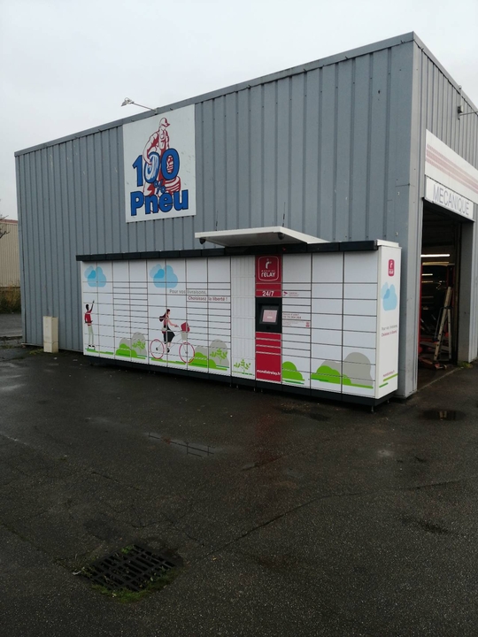 Locker 24/7 100% Pneu Eu, Rue Lavoisier, 76260 Eu