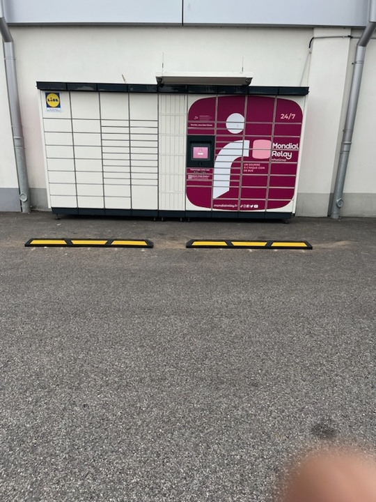 Locker Lidl Limours 91290 Arpa, 18-20 11 Route de la Roche, 91290 Arpajon
