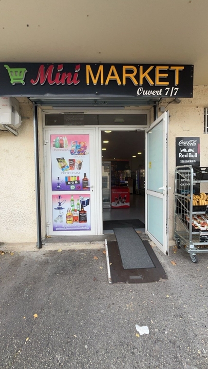 Mini Market Chez le M, 7 Rue de la Pléiade, 84130 Le Pontet