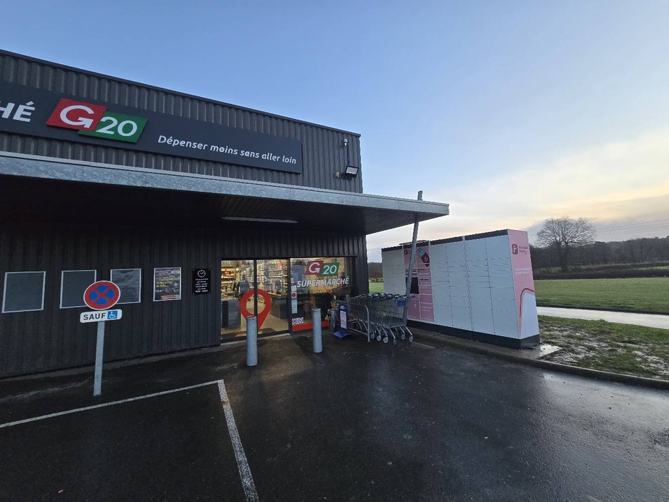 Locker 24/7 G20, 33 33 Allée des Aulnes, 22830 Plouasne