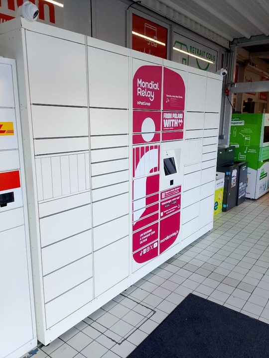 Locker Auchan, 19 19 Rue des Chanelles, 63100 Clermont-Ferrand