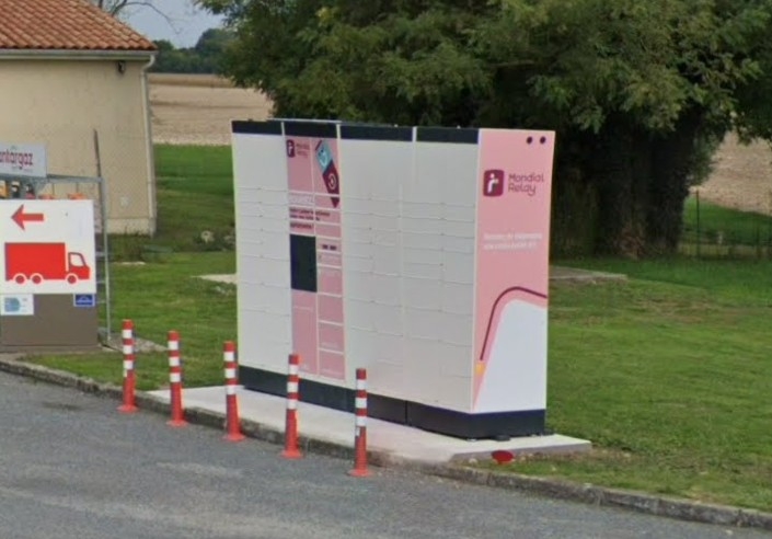 Locker 24/7 Station Total les Gonds, 51 51B Rue du Chêne, 17100 Les Gonds