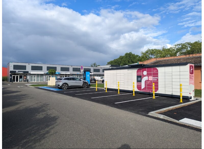Locker 24/7 CC l Albizia Montech, 4 4 Rue de la Mouscane, 82700 Montech