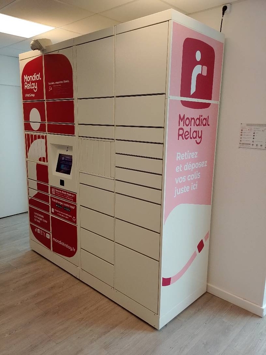 Locker Lavomatic indre, 2 2 Rue Jean Jaurès, 44610 Indre