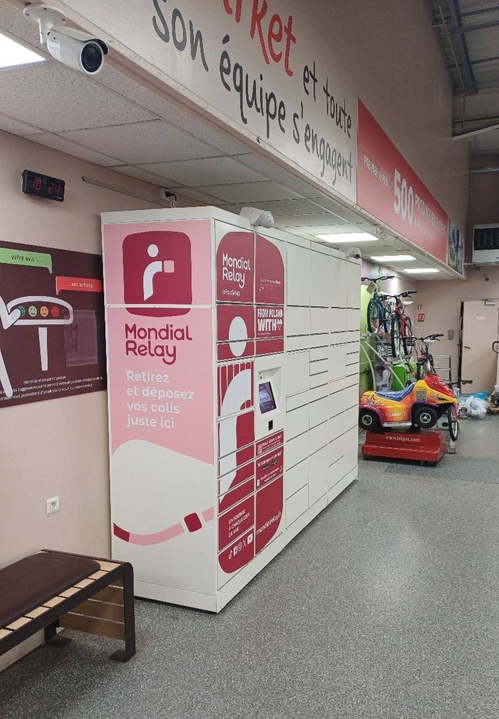 Locker Carrefour Market VIERZON, 11 11 Rue du 11 Novembre 1918, 18100 Vierzon