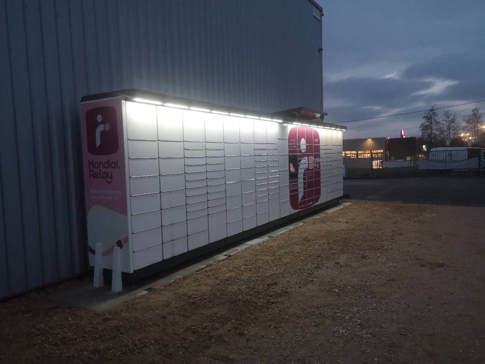 Locker 24/7 Bresse Service Gitem 01340 Jayat, 63 63 Chemin de Ronjon, 01340 Jayat