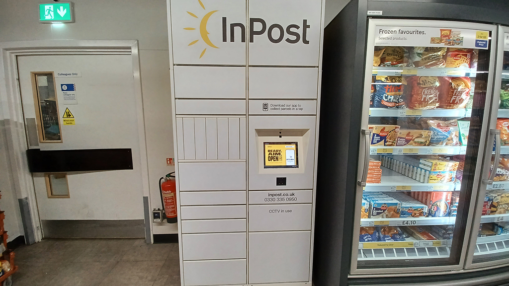 Zdjęcie paczkomatu od InPost: InPost UK00217028