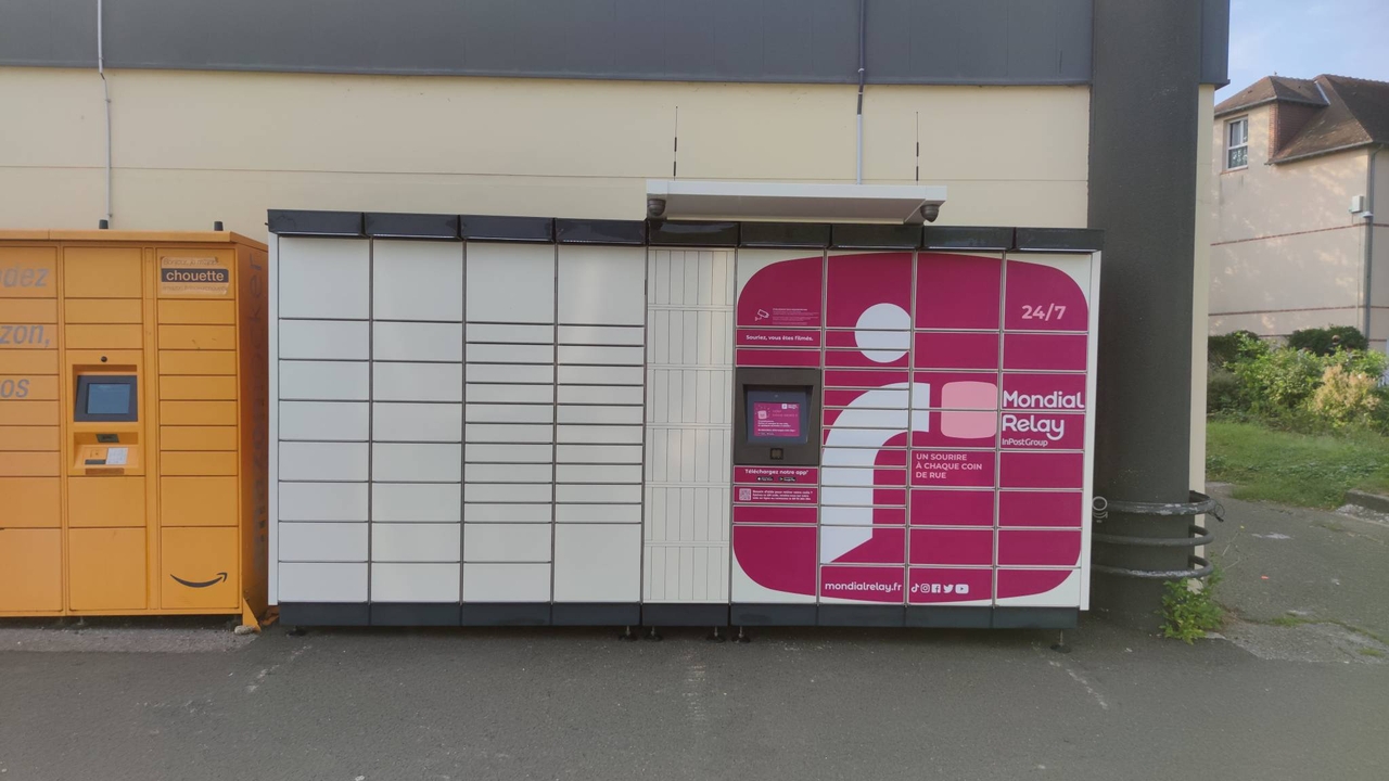 Locker 24/7 E.Leclerc 28350 Saint-Lubin-des-Joncherets, 4 Rue de la Baronnie, 28350 Saint-Lubin-des-Joncherets