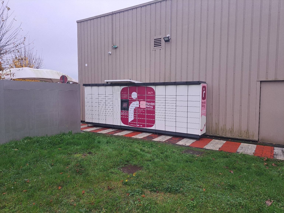 Locker 24/7 Carrefour Market Aubigny au Bac, 43 43 Route nationale, 59265 Aubigny-au-Bac