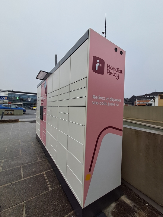 Locker 24/7 Intermarché Hyper Longchamps, 8 8 Allée Morvan Lebesque, 35700 Rennes