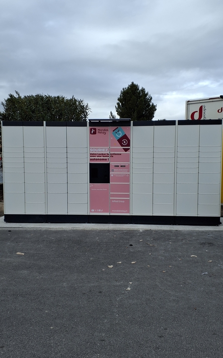 Locker 24/7 Intermarché, 63 63 Avenue General Leclerc, 13680 Lançon-Provence