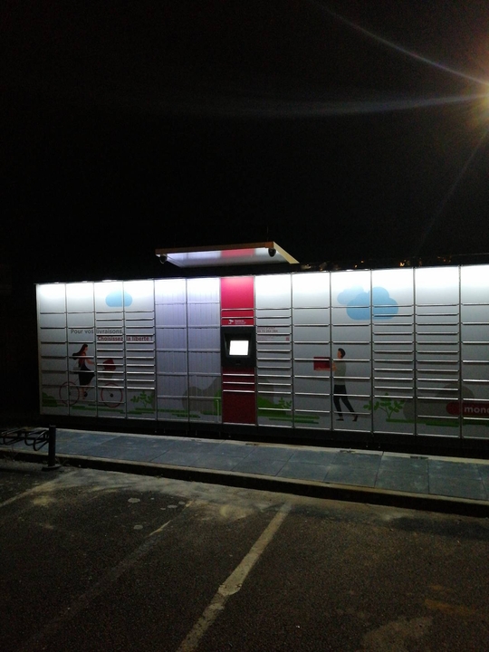 Locker 24/7 Connexion Pontivy Noyal St Niel, 114 Avenue de la Libération, 56300 Pontivy