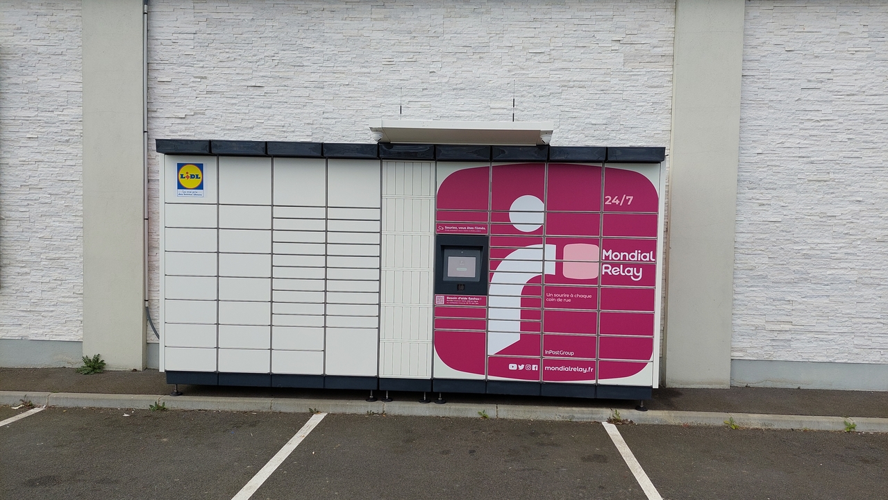Locker 24/7 Lidl Senigallia Se, 170 170 Avenue de Senigallia, 89100 Sens
