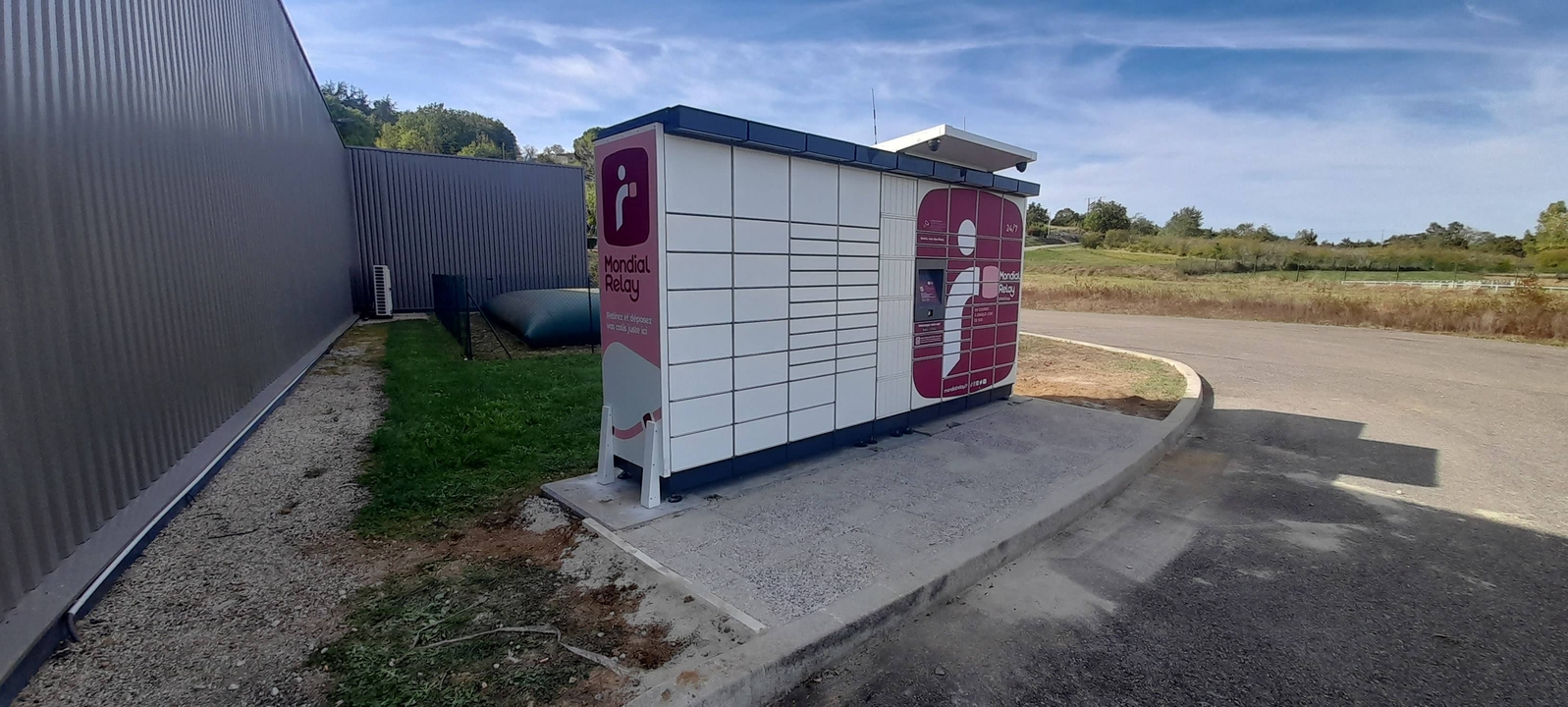 Locker 24/7 Carrefour Layrac, 132 132 Rue du Cappelié, 47390 Layrac